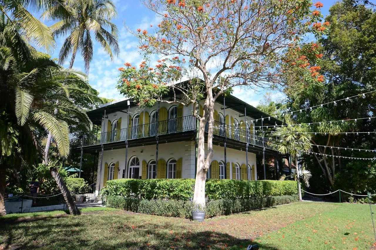 Banana'S Foster Guesthouse Key West Holiday home